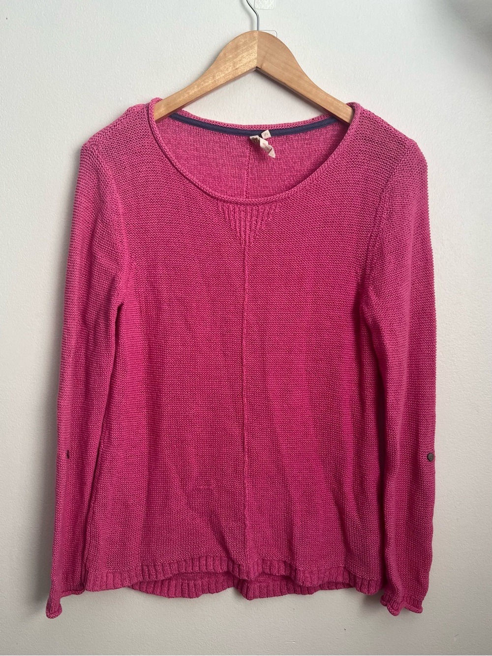 White Stuff Pink Linen Blend Lightweight knit pullover sweater.